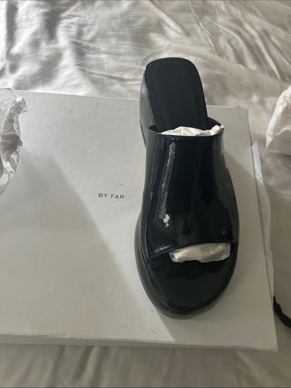 BY FAR Le Roy Kraft Black Patent Open-Toe Slide Mule